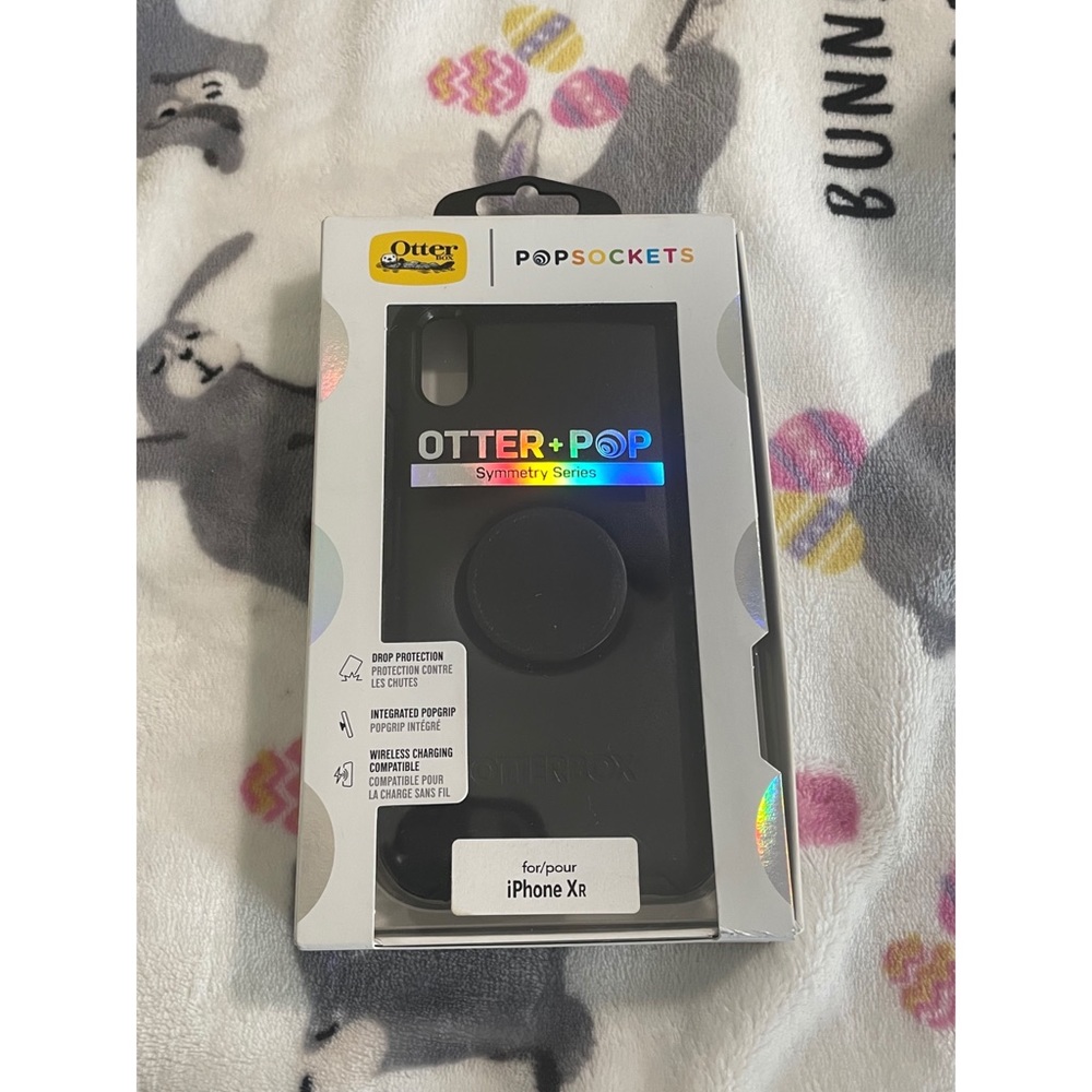iPhone XR Otterbox (Popsocket) case